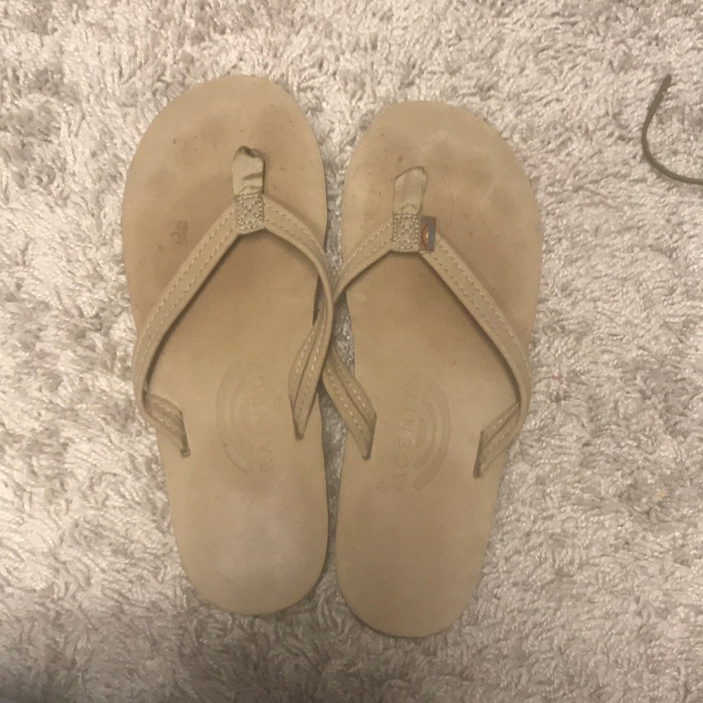 Rainbow Tan Sandals 🌈
